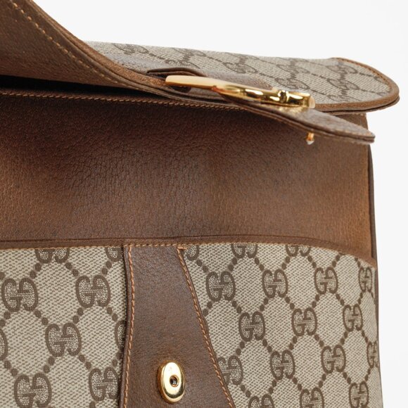 Gucci Vintage Beige Monogram Messenger Clutch - Picture 11 of 15